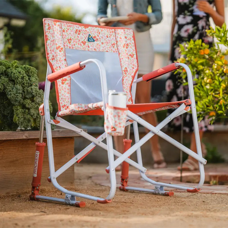 Luxury Camp Freestyle Rocker - Choice 711 - Heavy-Duty Kickback Rocker with Beverage Holder Detail