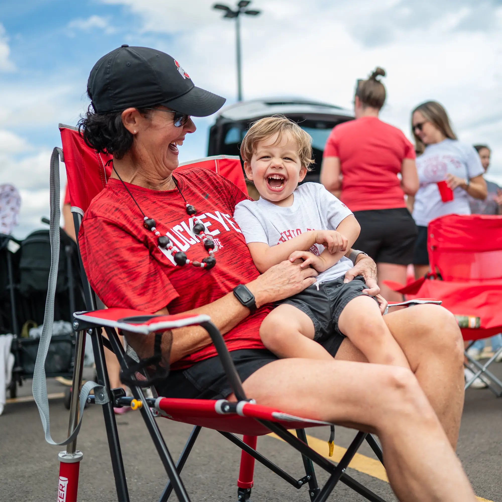 Smooth Motion College Comfort Pro Rocker - Ohio State Buckeyes - Choice 676 - RoadTrip Rocker Smooth Motion Camp Chair Detail